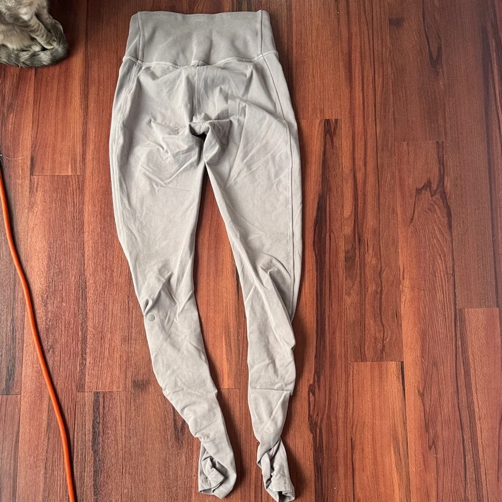 Lululemon leggings - Picture 2 of 4